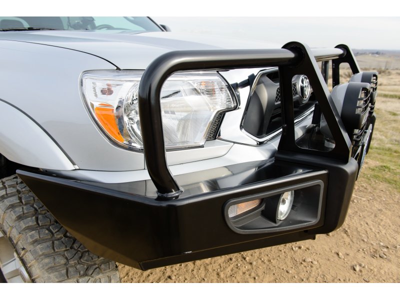 ARB Deluxe navijákový přední nárazník – Toyota Tacoma 2012–2015