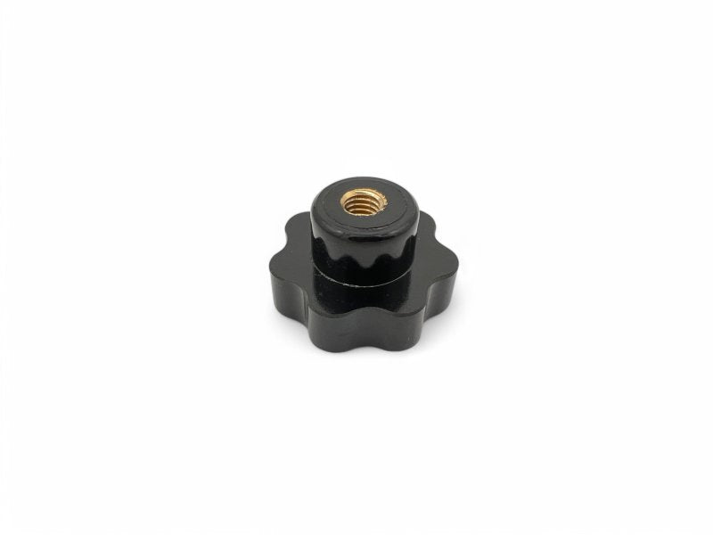 Molette filetée Aero M8 — DTC Parts