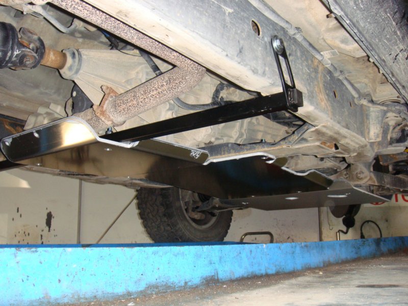 Unterfahrschutz Getriebe und Verteilergetriebe aus Aluminium 8mm für Nissan Navara D40 und Pathfinder R51 — N4-Offroad