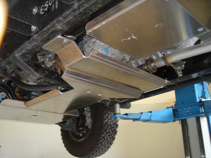 Ochrana převodovky a rozdělovací převodovky 8mm hliníková pro Toyota FJ Cruiser a GRJ120 — N4-Offroad