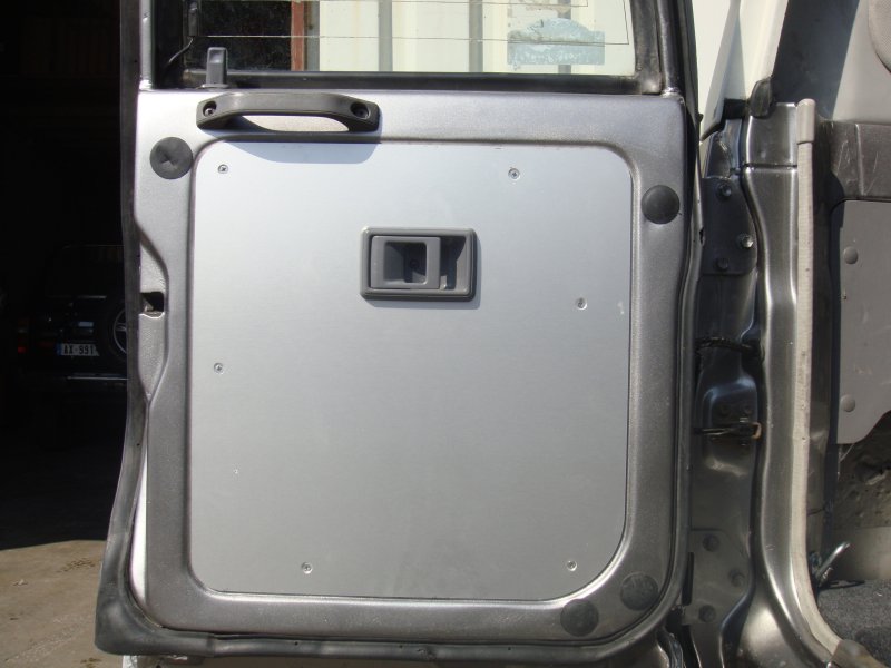 Panneaux portes arrières en Aluminium 2.5mm für Toyota Land Cruiser Série 7 — N4-Offroad