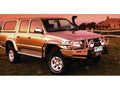 Stoßstange Winch Bar Hilux après 02 — ARB