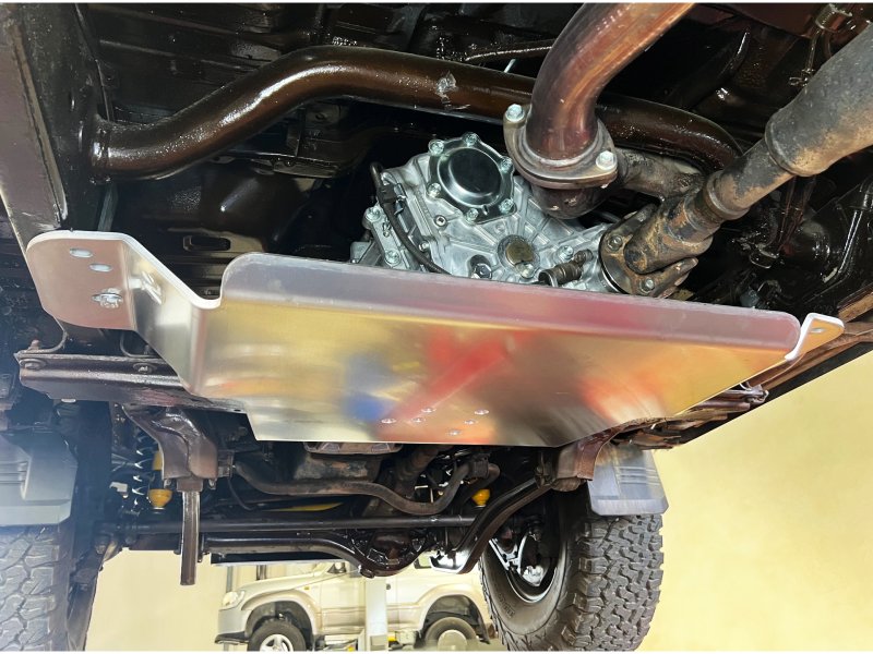 Verteilergetriebe-Schutz en Aluminium 8mm für Toyota GRJ71 HZJ71 HZJ74 — N4-Offroad