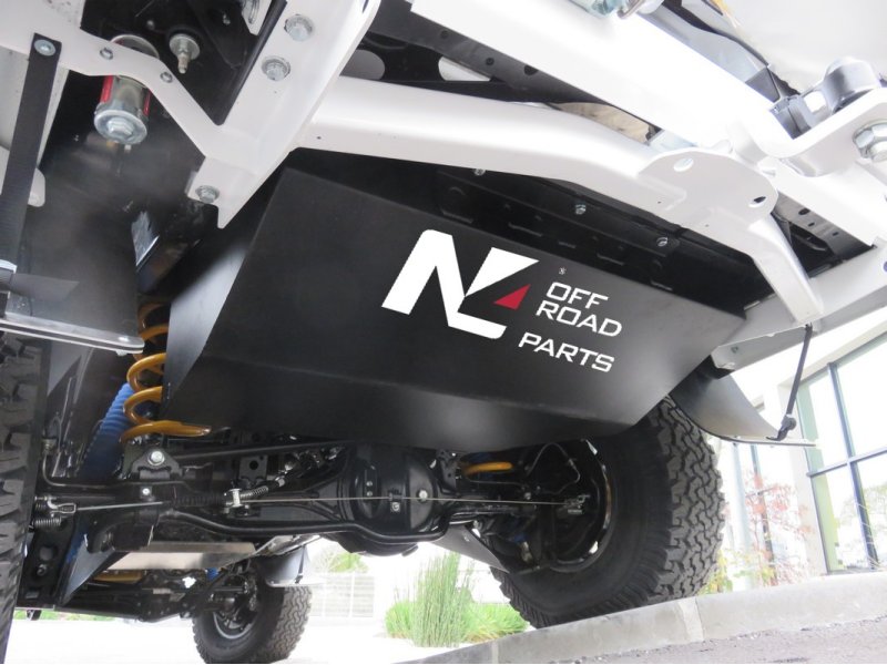Zusatztank 180L für Toyota HDJ80 — N4-Offroad