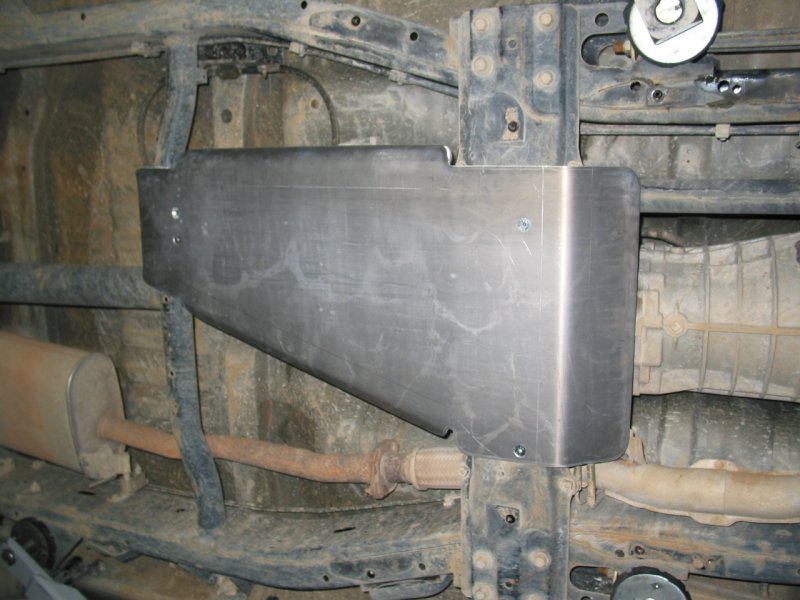 Verteilergetriebe-Schutz aus Aluminium 8mm für Nissan Patrol GR Y60 Y61 5 Türen — N4-Offroad
