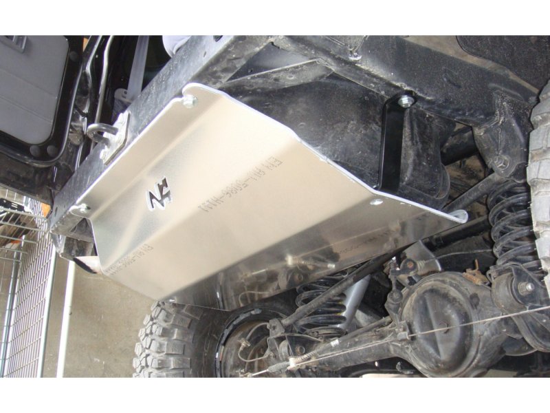 Tank-Unterfahrschutz aus Aluminium 6mm für Toyota LJ73 KZJ73 — N4-Offroad