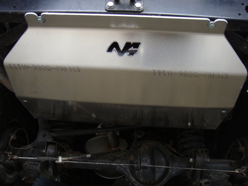 Tank-Unterfahrschutz aus Aluminium 6mm für Toyota LJ73 KZJ73 — N4-Offroad