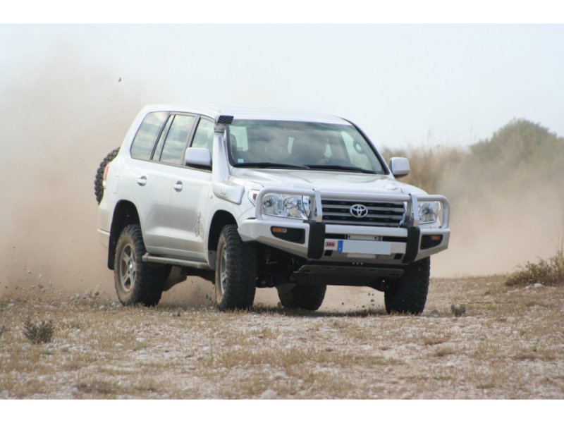 Unterfahrschutz vorn aus Aluminium 8mm für Toyota VDJ200 mit Stoßstange ARB — N4-Offroad