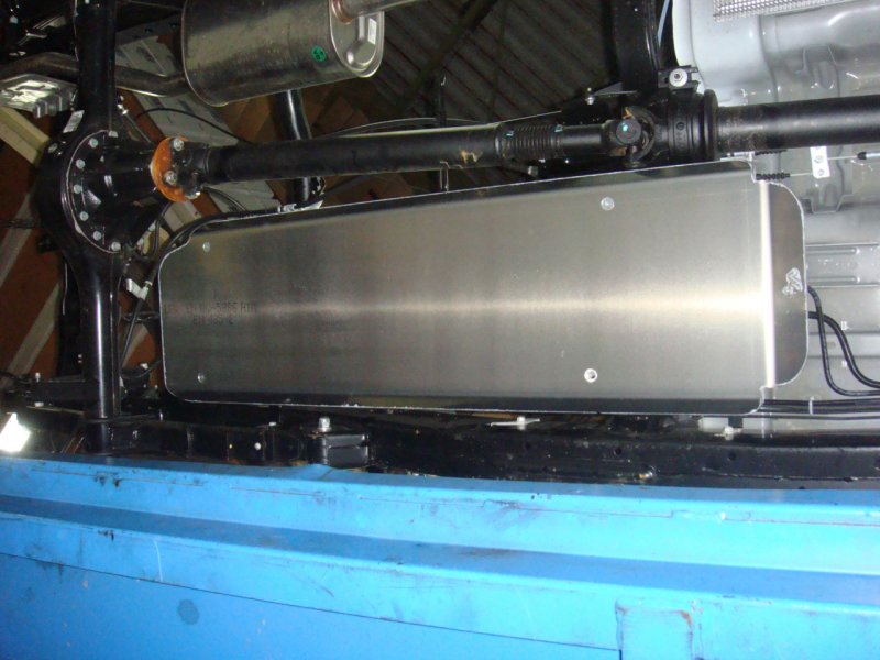 Tank-Unterfahrschutz aus Aluminium 6mm für Ford Ranger T6 / T7 /T8 — N4-Offroad