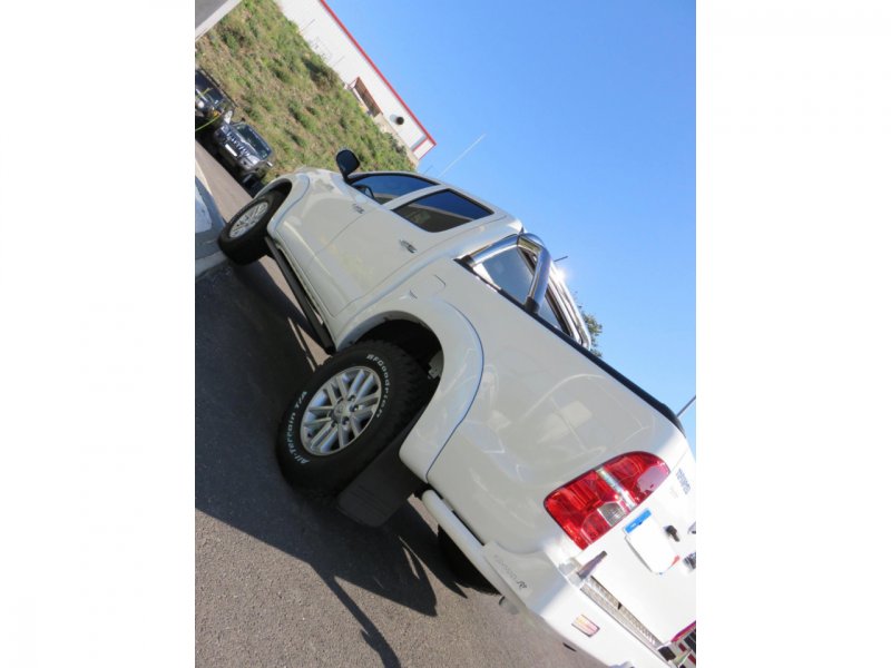 N4-Offroad Rohr-Schwellerschutz (Rock Slider) Stahl Ø60 mm für Toyota Hilux Vigo (Paar)