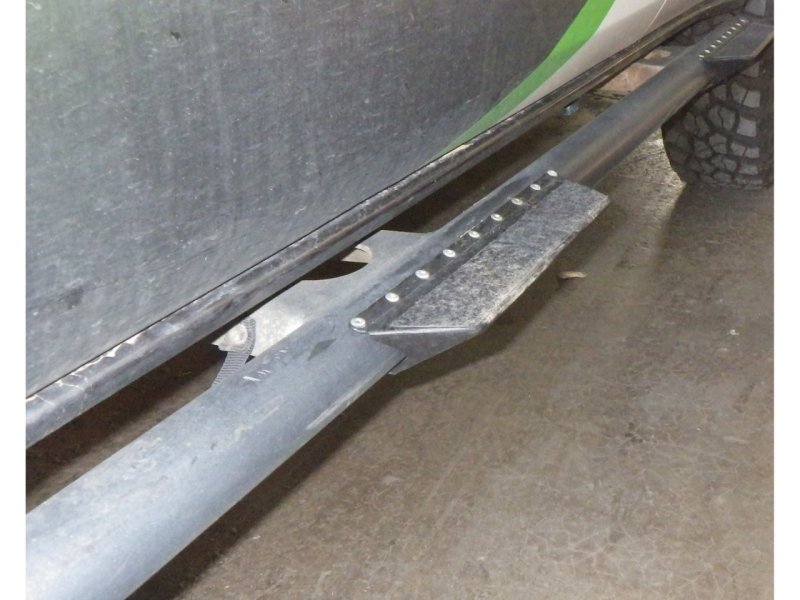 N4-Offroad Trittbrett-Aufsatz Stahl für Ø60-mm-Rohr-Schwellerschutz (Paar)