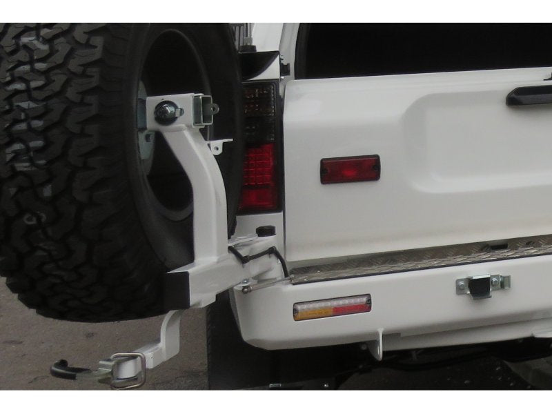 Ersatzradträger gauche Kaymar Toyota HDJ80 und Nissan Patrol GR Y60 — Kaymar