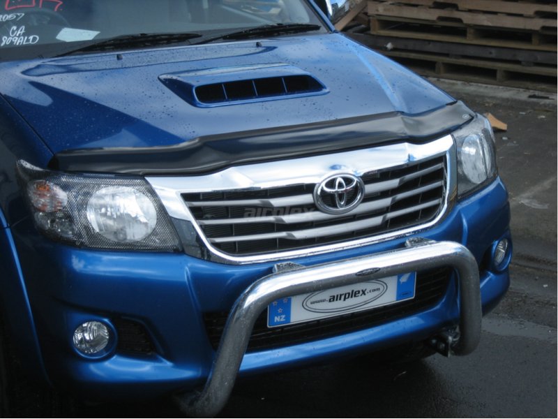 Windabweiser Motorhaube Hilux Vigo ab 2012 — Airplex