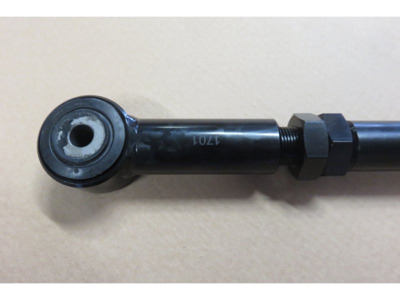 N4-Offroad Panhardstab vorn verstellbar für Nissan Patrol Y60 & Y61 2.8