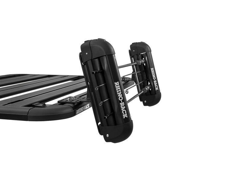 Halterung Sandbleche Maxtrax seitliche Befestigung auf Dachträger Pioneer Rhino Rack — Rhino Rack