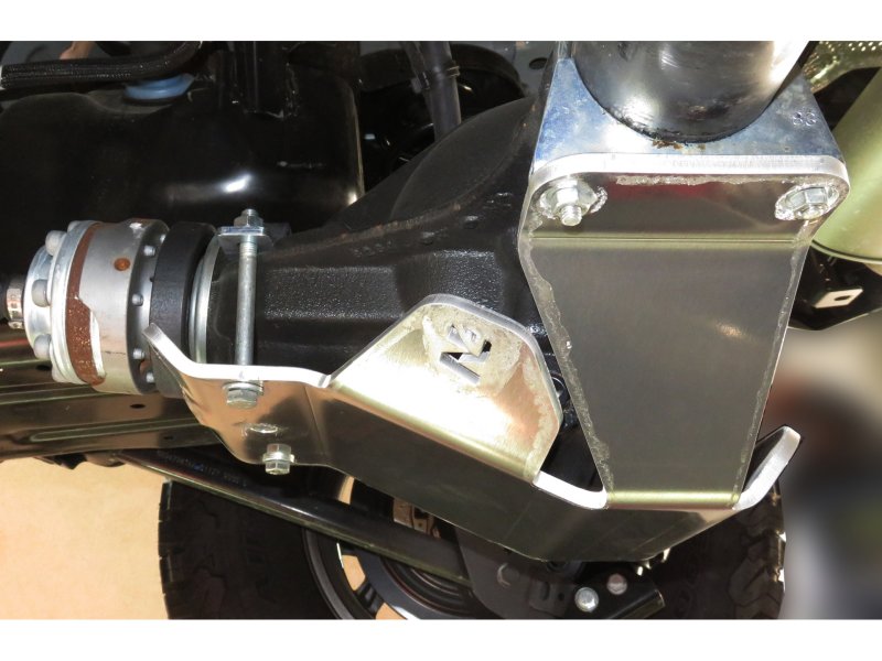 Unterfahrschutz Differenzialnase hinten aus Aluminium 8mm für Jeep Wrangler JL und Gladiator — N4-Offroad