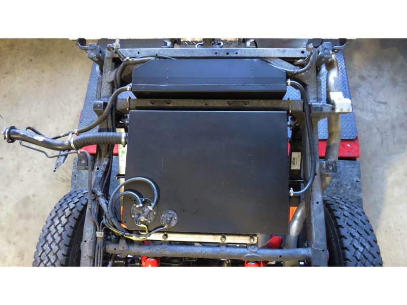 Zusatztank auxiliaire inox 160L Toyota HZJ78 und HZJ79 simple cabine — N4-Offroad