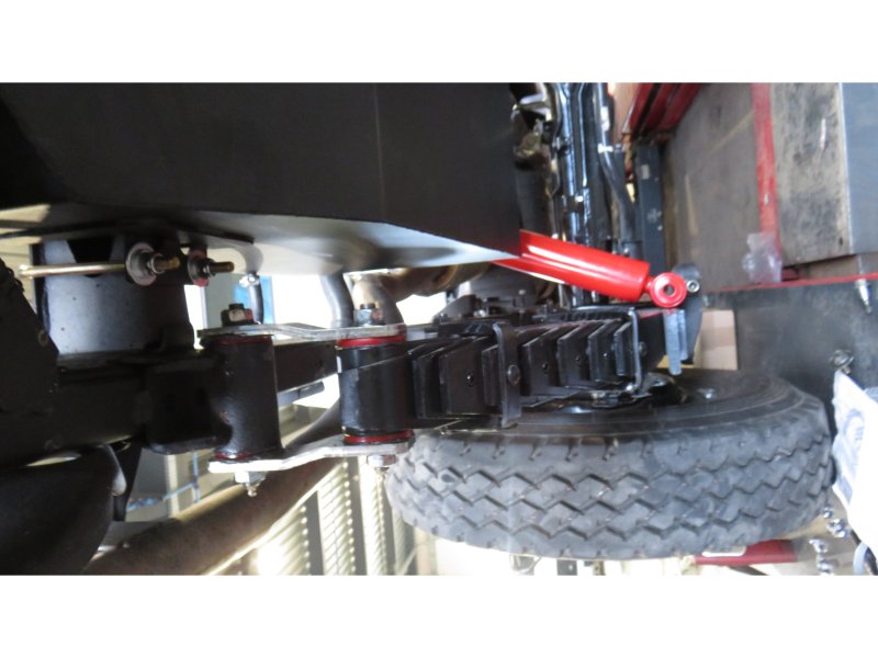 Zusatztank Edelstahl 160L Toyota HZJ78 und HZJ79 Einzelkabine — N4-Offroad