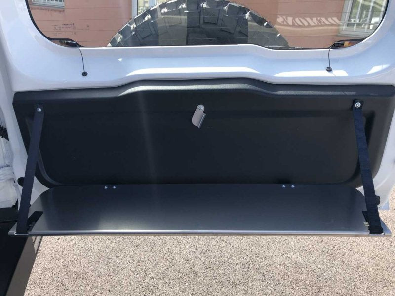 Ablage rabattable  sur porte hinten Jimny ab 2019 - version sans ouverture depuis l'intérieur — N4-Offroad