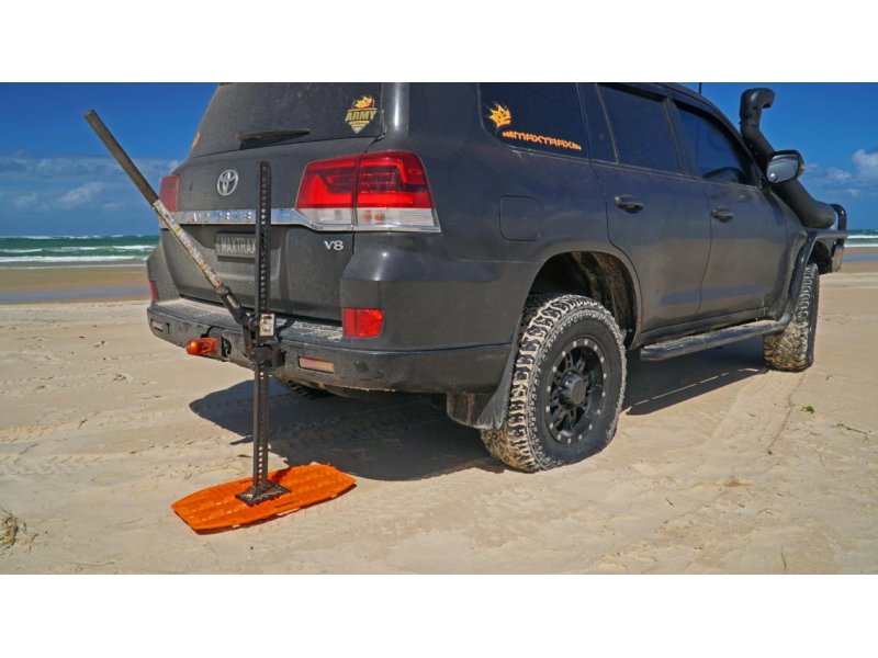 Sandbleche Maxtrax Jaxbase orange - starr als Wagenheber-Auflage — Maxtrax