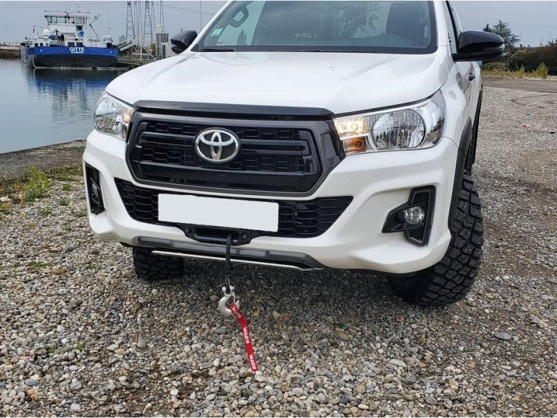 Seilwinden-Grundplatte für Original-Stoßstange für Toyota Hilux Revo vorn 12/2020 — N4-Offroad