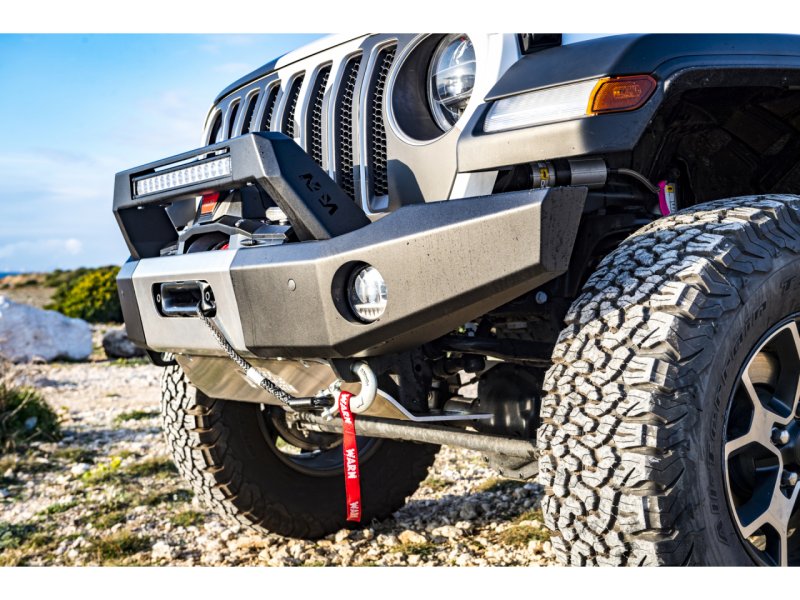 Stoßstange vorn Stahl Wrangler JL Grundplatte Seilwinde integriert lange Banane — N4-Offroad