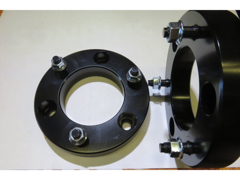 Paar Distanzkeile Federn vorn 35mm (Höherlegung +5cm) L200 2006-2015 — DTC Parts