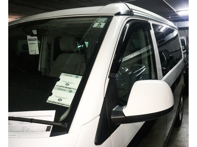 Windabweiser-Satz (2-teilig) vorn VW Transporter T5 T6 T6.1, Klebemontage — Airplex