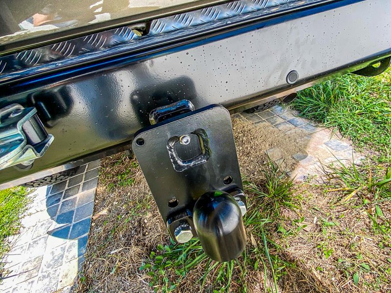 N4-Offroad Distanzstück mit Spielausgleich (zugelassen) für 2”-Anhängerkupplung – Platte mit 4 Löchern