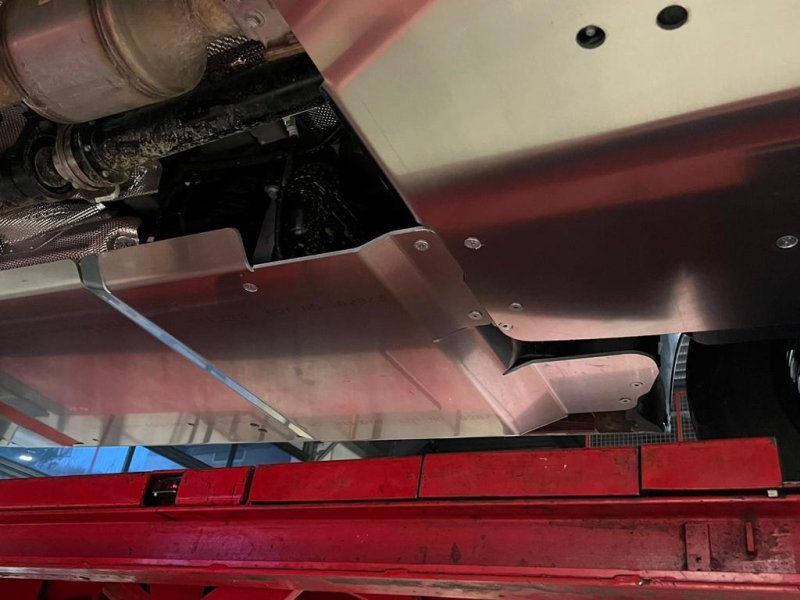 Unterfahrschutz Kraftstofftank + AdBlue + Webasto aus Aluminium 5mm Volkswagen Transporter T6/T6.1 — N4-Offroad