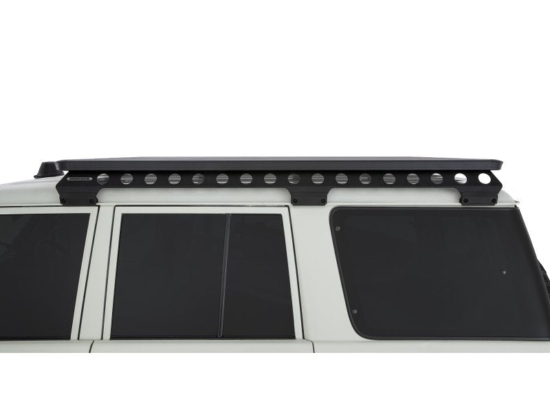 Rhino-Rack Backbone Montagesystem – Guttermount lang (flache Regenrinnen)