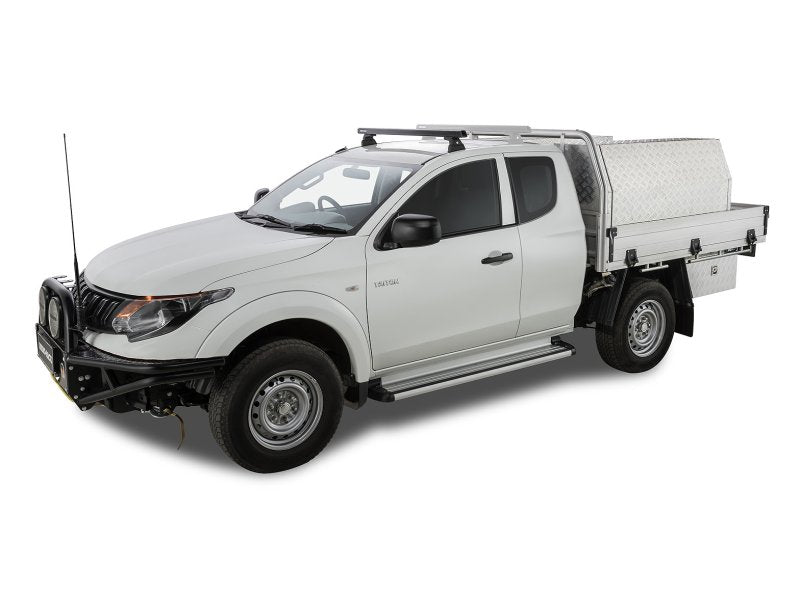 Kit 1 Dachträger-Querträger vorn noire 1250mm Heavy Duty avec pied RLT600 Ditch Mount Mitsubishi L200 Gen V MQ/MR 2015 — Rhino Rack