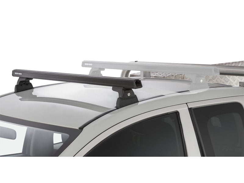 Sada 1 Příčník střešního nosiče přední černý 1250mm Heavy Duty s patkou RLT600 Ditch Mount Mitsubishi L200 Gen V MQ/MR 2015 – Rhino Rack
