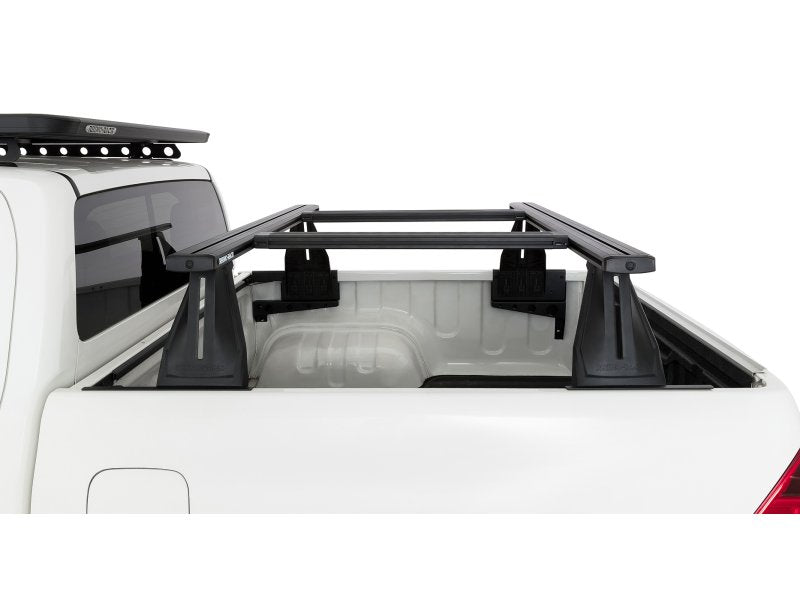 Sada 2 tyčí do korby 1500 mm systém Reconn-Deck a 2 příčníky Toyota Hilux Revo 2015 — Rhino Rack