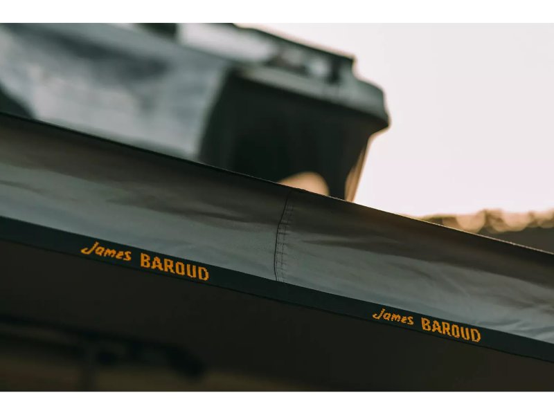 Freistehende Seitenmarkise rechts 270° Falcon 250, Tunnel 70 cm — James Baroud