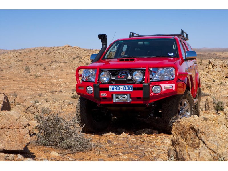 W/BAR HILUX 05-11 FLARES AF2O| — ARB