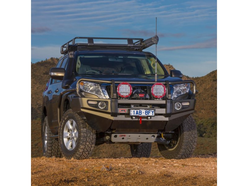 ARB Deluxe Frontschutzbügel Stahl, pulverbeschichtet – Toyota Land Cruiser Prado 150 GX/GXL (ab 2013), windenkompatibel