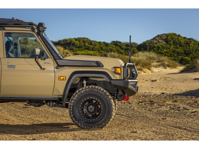 ARB Summit MkII Frontschutzbügel Stahl – Toyota Land Cruiser 70-Serie (ab MJ 2025), windenkompatibel mit Toyota-Safety-Sense-Aufnahme