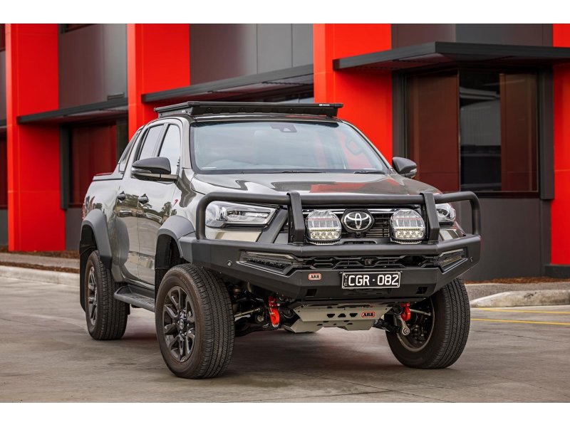 ARB Summit MkII Frontschutzbügel Stahl – Toyota Hilux 2022+ (Rogue/GR-Sport), windenkompatibel