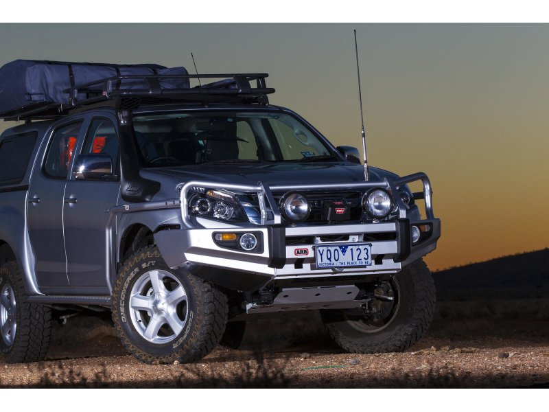 ARB Deluxe Frontstoßstange winschkompatibel – Isuzu D-Max 2012–2016