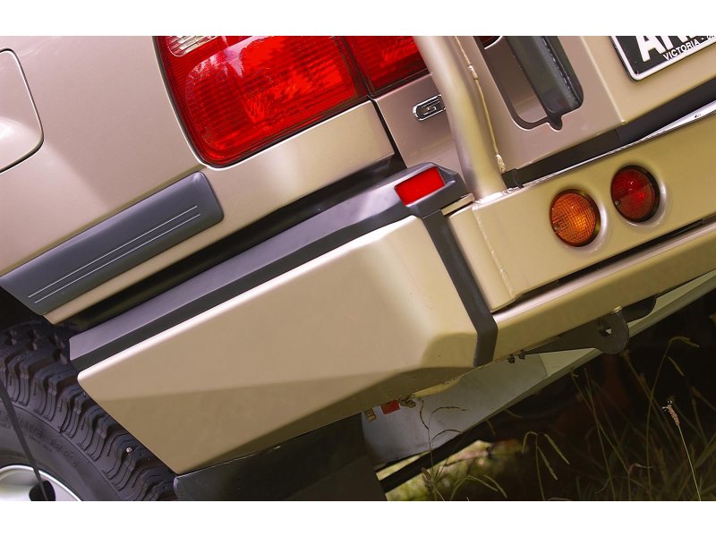ARB Heckstoßstange Stahl schwarz – Toyota Land Cruiser 100 IFS, mit Anhängerkupplung 3.500 kg (Teil 5613210)