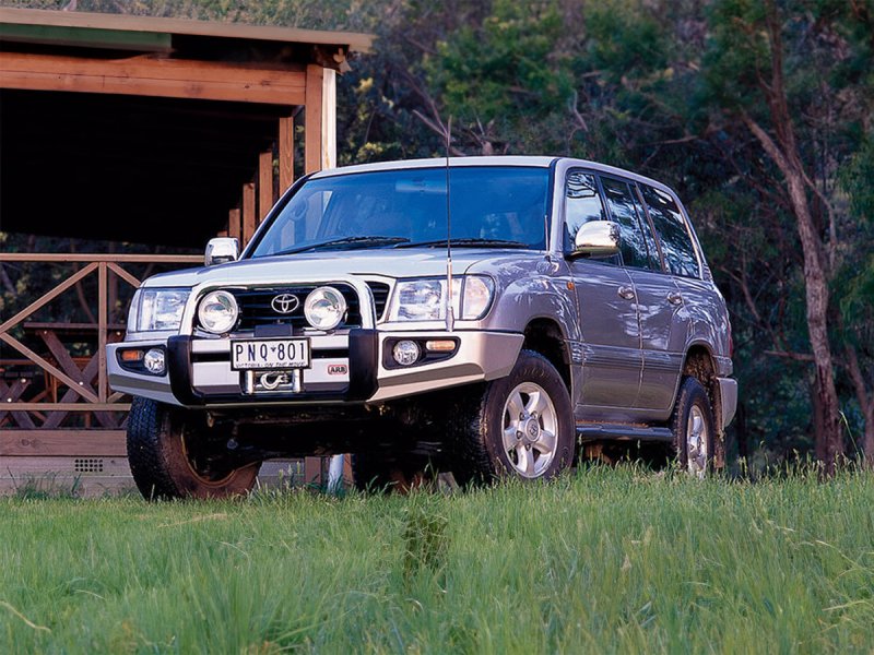 ARB Sahara Bar Winden-Frontstoßstange Stahl – Toyota Land Cruiser 100 (HDJ100, 2003–2007)