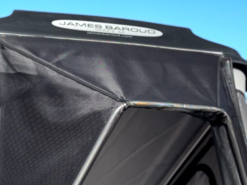 Avancée protection pluie und soleil James Baroud für Dachzelt Space M — James Baroud