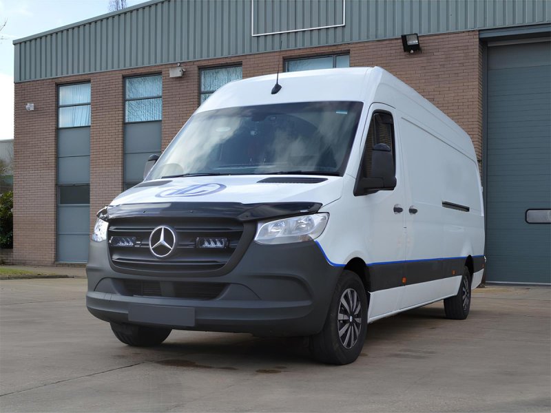 Integrační sada Lazer Triple-R Elite do masky chladiče pro Mercedes Sprinter W907 2018+ — Lazer