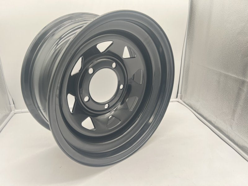 Felge Stahl Triangular schwarz 7X15 5x139.7 Suzuki Jimny & Samurai — N4-Offroad