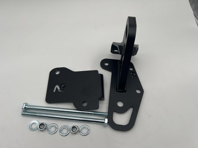 N4-Offroad Bergeöse verstärkt vorn links für Mercedes Sprinter W906/W907 (ohne Seilwinden-Grundplatte)