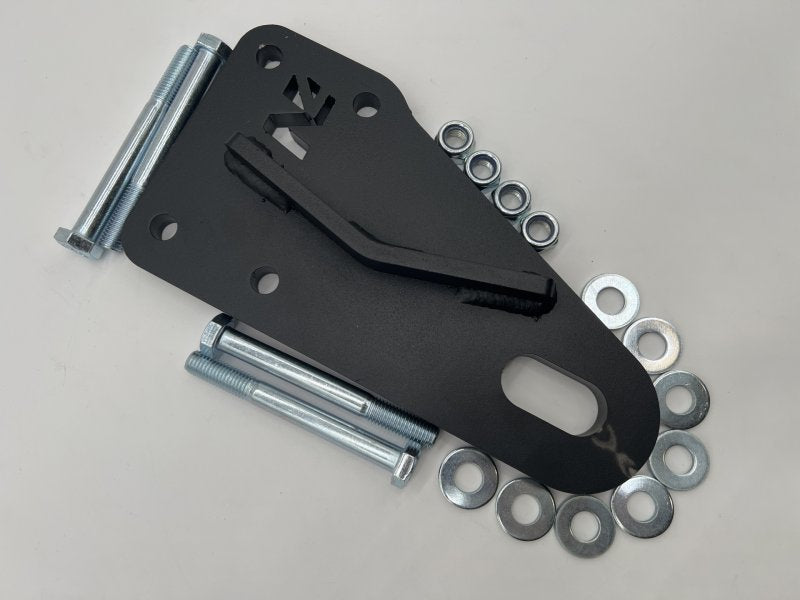 N4-Offroad Abschlepp-/Bergeöse hinten rechts für Mercedes Sprinter W906/W907