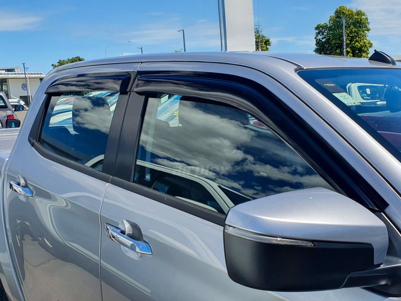 Windabweiser-Satz (4-teilig) vorn und hinten Isuzu D-Max N57 N60 ab 2020, Klebemontage — Airplex