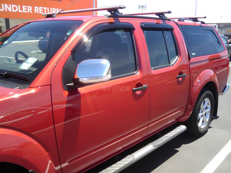 Jeu 4 déflecteurs vitre vorn und hinten Nissan Navara D40 — Airplex