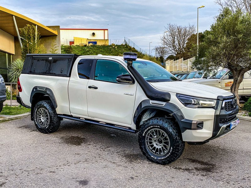 Alufelge Braid Winrace S anthrazit 8x17 6x139,7 ET5 – Toyota Hilux/Land Cruiser — Braid